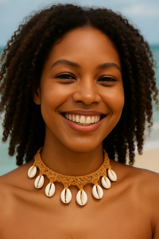 Collier Ras-du-Cou Bohème – Détail Coquillages